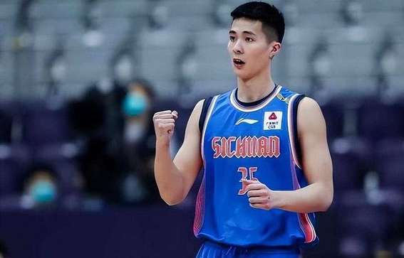 风云突变勒沃库森加时末段单刀错失，CBA常规赛版图或变，管理层满意，心理建设被强调的简单介绍