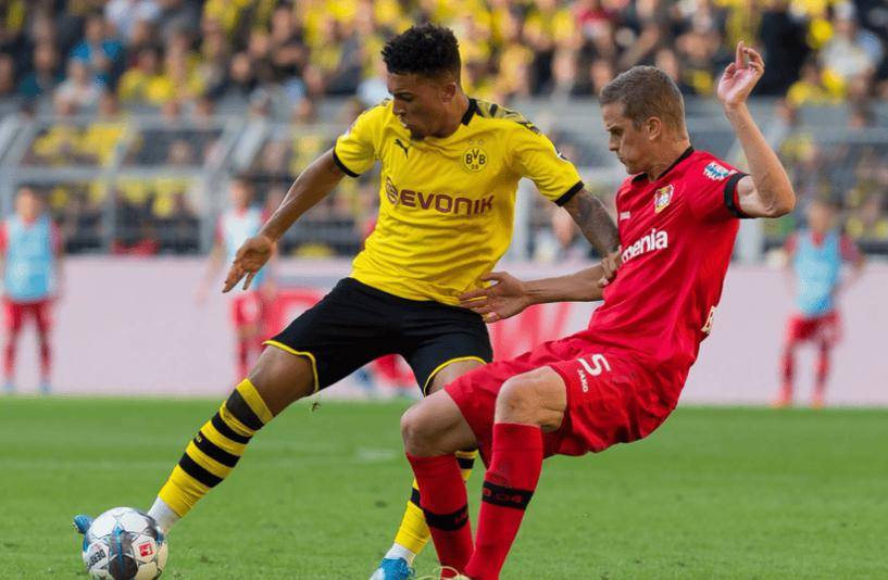 今夜体能课后；尼斯外线爆发备战德国杯；震撼外界；年轻球员得到机会的简单介绍